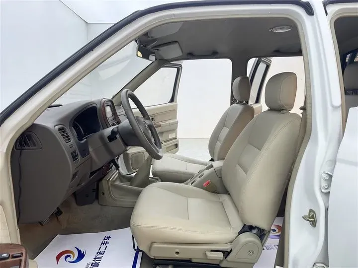 2013 Nissan D22 2.4L 150HP L4 5MT,autocango,china used car exporter,china ev exporter,chinese used car exporter,chinese used ev exporter