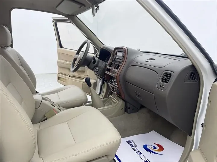 2013 Nissan D22 2.4L 150HP L4 5MT,autocango,china used car exporter,china ev exporter,chinese used car exporter,chinese used ev exporter