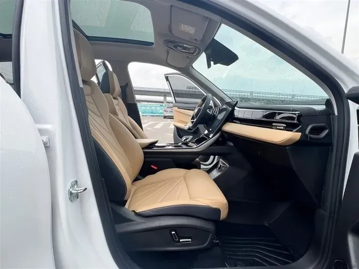 2023 Geely StarRay 1.5T 181HP L4 7DCT,autocango,china used car exporter,china ev exporter,chinese used car exporter,chinese used ev exporter