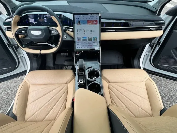 2023 Geely StarRay 1.5T 181HP L4 7DCT,autocango,china used car exporter,china ev exporter,chinese used car exporter,chinese used ev exporter