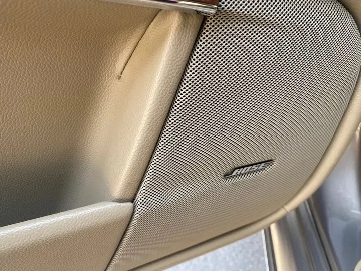 2010 Cadillac SLS 3.0L 272HP V6 6AT,autocango,china used car exporter,china ev exporter,chinese used car exporter,chinese used ev exporter