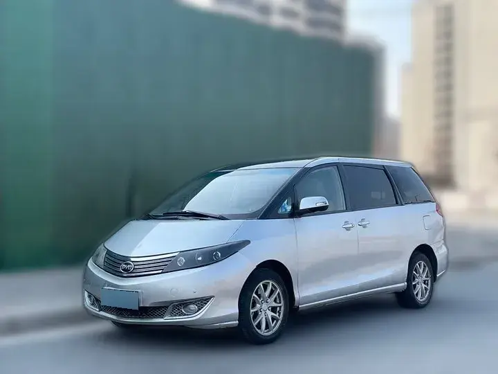 2011 BYD M6 2.4L 160HP L4 4AT