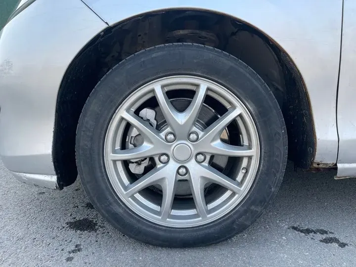 2011 BYD M6 2.4L 160HP L4 4AT,autocango,china used car exporter,china ev exporter,chinese used car exporter,chinese used ev exporter