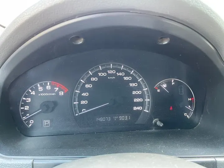 2011 BYD M6 2.4L 160HP L4 4AT,autocango,china used car exporter,china ev exporter,chinese used car exporter,chinese used ev exporter