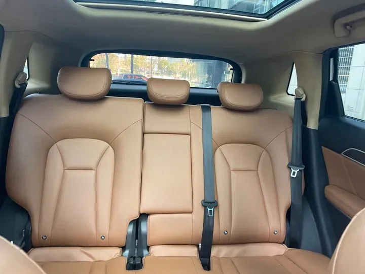 2016 Haval H6 Coupe 1.5T 150HP L4 6AT,autocango,china used car exporter,china ev exporter,chinese used car exporter,chinese used ev exporter