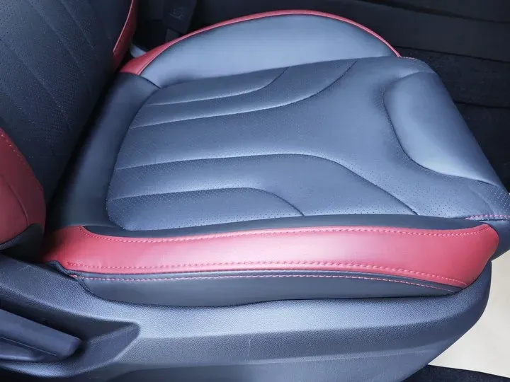 2023 ChangAn CS85 Coupe 1.5T 188HP L4 7DCT,autocango,china used car exporter,china ev exporter,chinese used car exporter,chinese used ev exporter