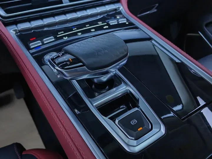 2023 ChangAn CS85 Coupe 1.5T 188HP L4 7DCT,autocango,china used car exporter,china ev exporter,chinese used car exporter,chinese used ev exporter