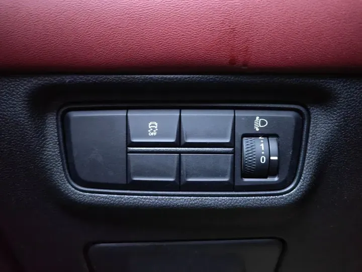 2023 ChangAn CS85 Coupe 1.5T 188HP L4 7DCT,autocango,china used car exporter,china ev exporter,chinese used car exporter,chinese used ev exporter