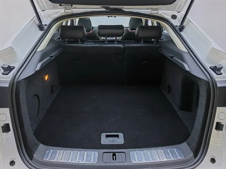 2023 ChangAn CS85 Coupe 1.5T 188HP L4 7DCT,autocango,china used car exporter,china ev exporter,chinese used car exporter,chinese used ev exporter