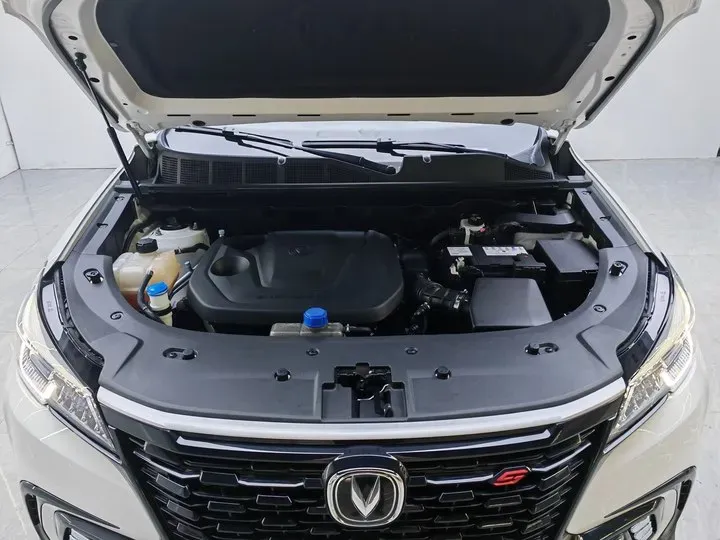 2023 ChangAn CS85 Coupe 1.5T 188HP L4 7DCT,autocango,china used car exporter,china ev exporter,chinese used car exporter,chinese used ev exporter