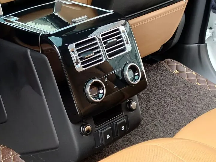 2020 Mansory Range Rover 3.0T 400HP L6 8AT,autocango,china used car exporter,china ev exporter,chinese used car exporter,chinese used ev exporter