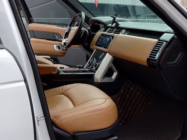 2020 Mansory Range Rover 3.0T 400HP L6 8AT,autocango,china used car exporter,china ev exporter,chinese used car exporter,chinese used ev exporter