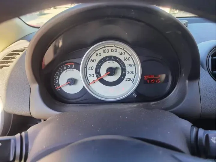 2011 Mazda 2 1.5L 103HP L4 5MT,autocango,china used car exporter,china ev exporter,chinese used car exporter,chinese used ev exporter