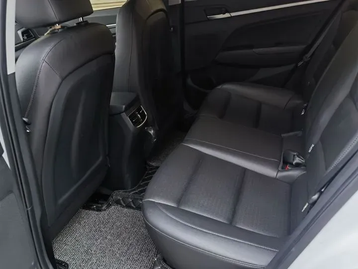 2020 Hyundai Elantra 1.5L 115HP L4 CVT,autocango,china used car exporter,china ev exporter,chinese used car exporter,chinese used ev exporter
