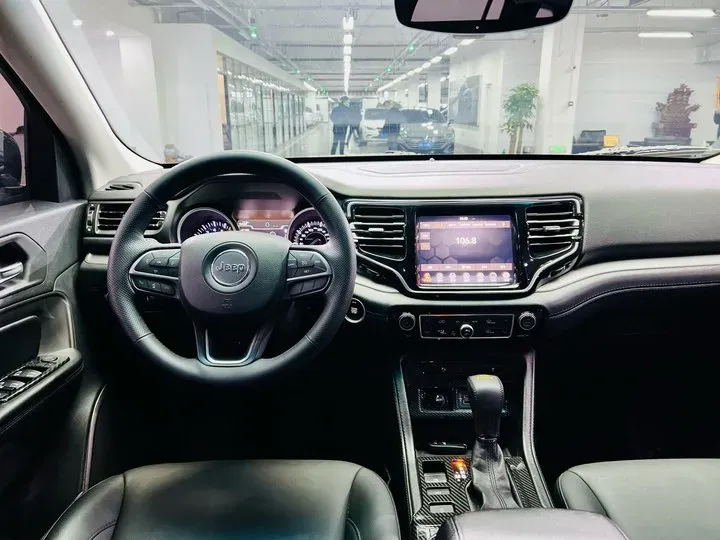 2018 Jeep Commander 2.0T 234HP L4 9AT,autocango,china used car exporter,china ev exporter,chinese used car exporter,chinese used ev exporter