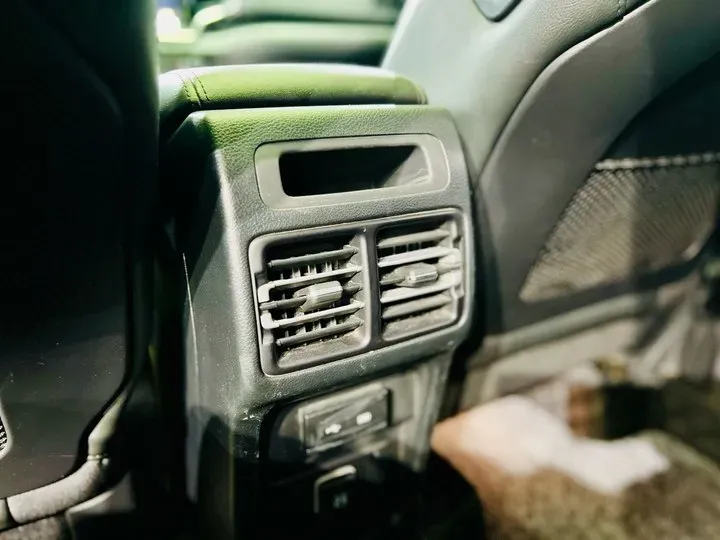 2018 Jeep Commander 2.0T 234HP L4 9AT,autocango,china used car exporter,china ev exporter,chinese used car exporter,chinese used ev exporter