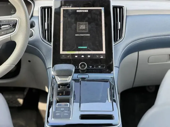 2020 Rising Auto ER6 BEV 69.9KWH,autocango,china used car exporter,china ev exporter,chinese used car exporter,chinese used ev exporter