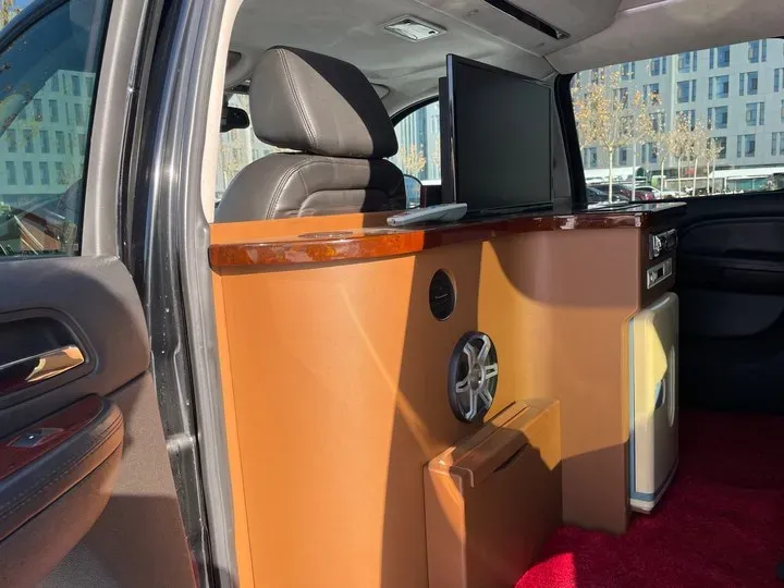 2008 Cadillac ESCALADE 6.2L 409HP V8 6AT,autocango,china used car exporter,china ev exporter,chinese used car exporter,chinese used ev exporter