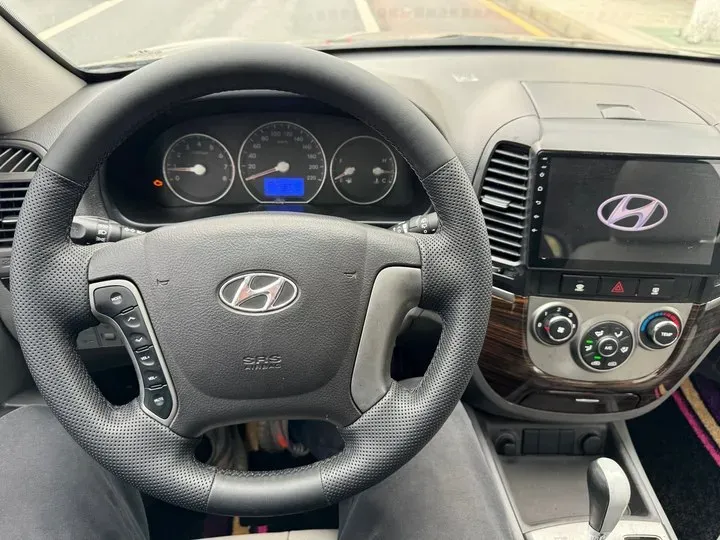 2012 Hyundai Santafe Classic 2.4L 174HP L4 6AT,autocango,china used car exporter,china ev exporter,chinese used car exporter,chinese used ev exporter