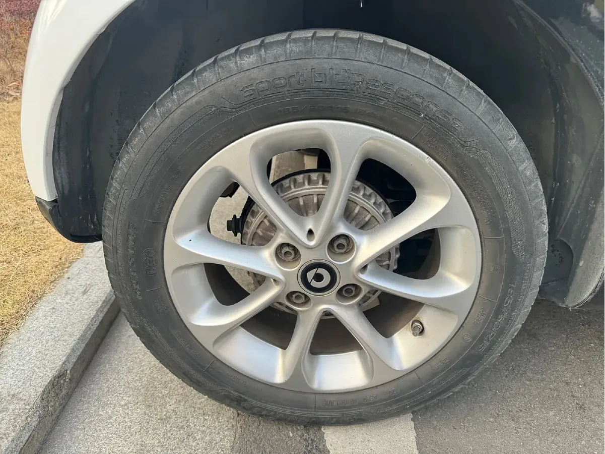 2015 Smart smart fortwo 1.0L 71HP L3 6DCT,autocango,china used car exporter,china ev exporter,chinese used car exporter,chinese used ev exporter