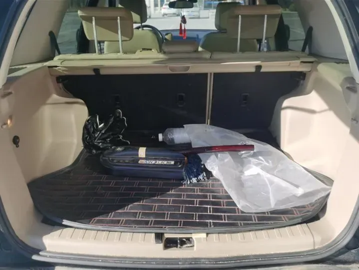 2013 Land Rover Freelander 2 2.0T 240HP L4 6AT,autocango,china used car exporter,china ev exporter,chinese used car exporter,chinese used ev exporter