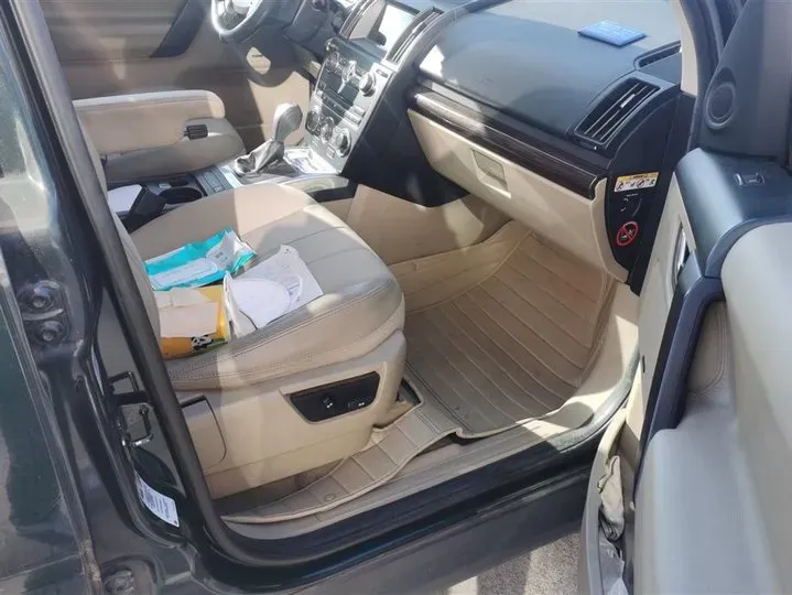 2013 Land Rover Freelander 2 2.0T 240HP L4 6AT,autocango,china used car exporter,china ev exporter,chinese used car exporter,chinese used ev exporter