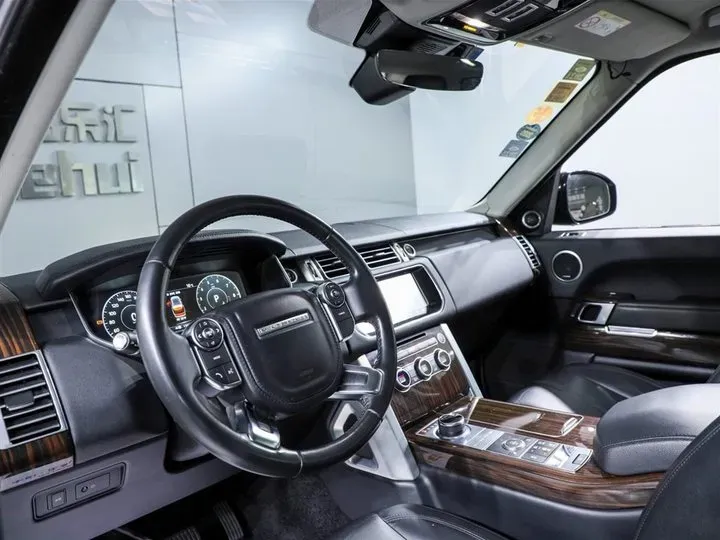 2020 Mansory Range Rover 3.0T 400HP L6 8AT,autocango,china used car exporter,china ev exporter,chinese used car exporter,chinese used ev exporter