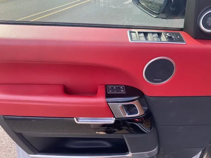 2020 Mansory Range Rover 3.0T 400HP L6 8AT,autocango,china used car exporter,china ev exporter,chinese used car exporter,chinese used ev exporter