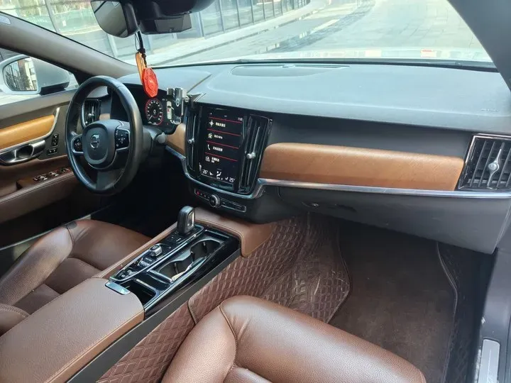 2021 Volvo S90 2.0T 303HP L4 8AT PHEV 11.6KWH,autocango,china used car exporter,china ev exporter,chinese used car exporter,chinese used ev exporter