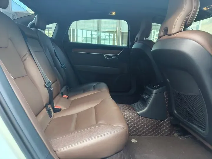 2021 Volvo S90 2.0T 303HP L4 8AT PHEV 11.6KWH,autocango,china used car exporter,china ev exporter,chinese used car exporter,chinese used ev exporter