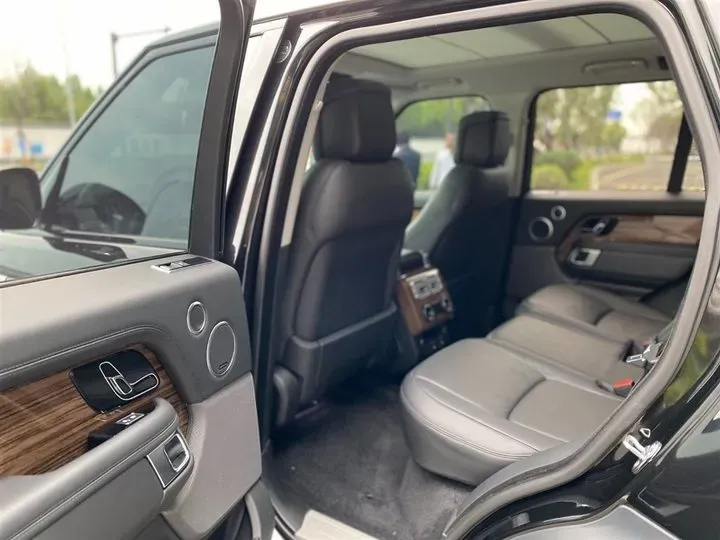 2020 Mansory Range Rover 3.0T 400HP L6 8AT,autocango,china used car exporter,china ev exporter,chinese used car exporter,chinese used ev exporter