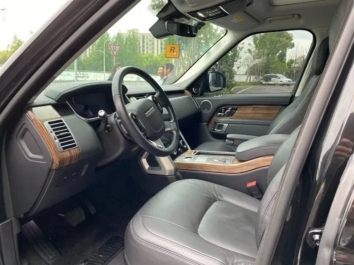 2020 Mansory Range Rover 3.0T 400HP L6 8AT,autocango,china used car exporter,china ev exporter,chinese used car exporter,chinese used ev exporter