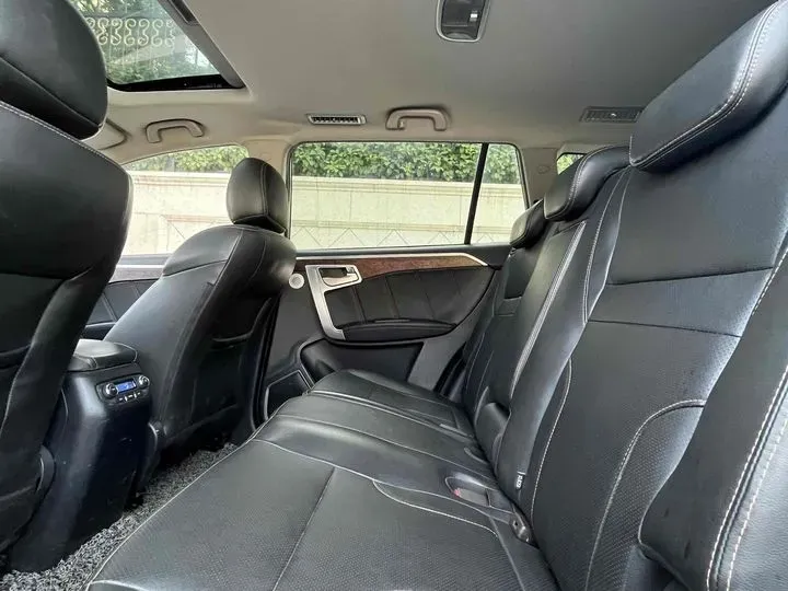 2014 Geely HaoQing SUV 2.4L 162HP L4 6AT,autocango,china used car exporter,china ev exporter,chinese used car exporter,chinese used ev exporter