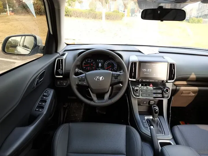 2019 Hyundai ix35 2.0L 160HP L4 6AT,autocango,china used car exporter,china ev exporter,chinese used car exporter,chinese used ev exporter