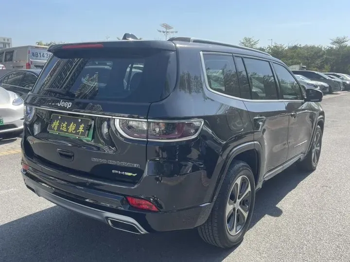 2020 Jeep Commander 2.0T 230HP L4 E-CVT PHEV 12.95KWH,autocango,china used car exporter,china ev exporter,chinese used car exporter,chinese used ev exporter