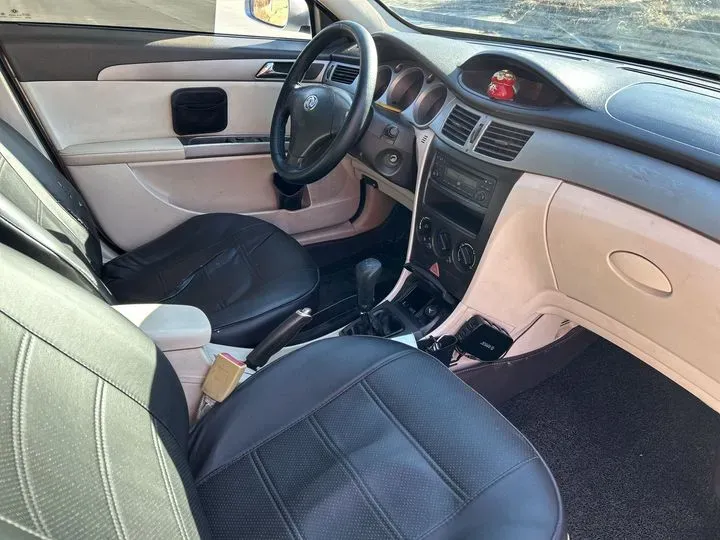 2011 DongFeng Aeolus S30 1.6L 106HP L4 5MT,autocango,china used car exporter,china ev exporter,chinese used car exporter,chinese used ev exporter