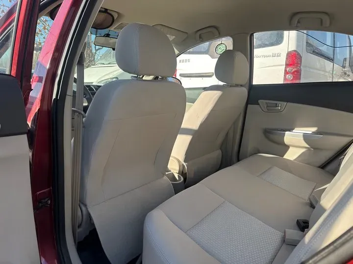 2012 ChangAn Alsvin V5 1.5L 114HP L4 5MT,autocango,china used car exporter,china ev exporter,chinese used car exporter,chinese used ev exporter