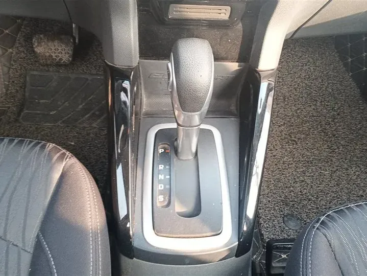 2013 Ford EcoSport 1.5L 110HP L4 6DCT,autocango,china used car exporter,china ev exporter,chinese used car exporter,chinese used ev exporter