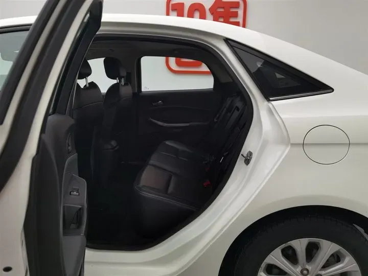 2015 Ford Escort 1.5L 113HP L4 5MT,autocango,china used car exporter,china ev exporter,chinese used car exporter,chinese used ev exporter