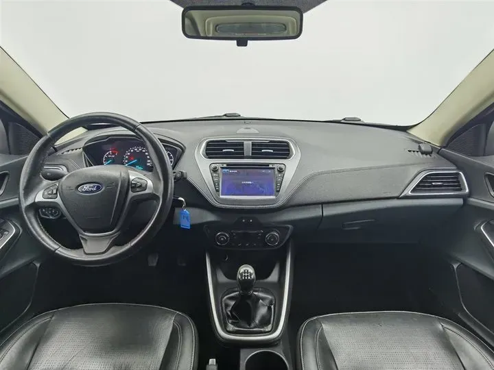 2015 Ford Escort 1.5L 113HP L4 5MT,autocango,china used car exporter,china ev exporter,chinese used car exporter,chinese used ev exporter