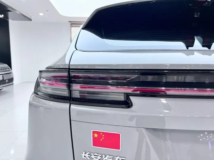 2022 ChangAn UNI-K iDD 1.5T 170HP L4 6TCT PHEV 30.74KWH,autocango,china used car exporter,china ev exporter,chinese used car exporter,chinese used ev exporter