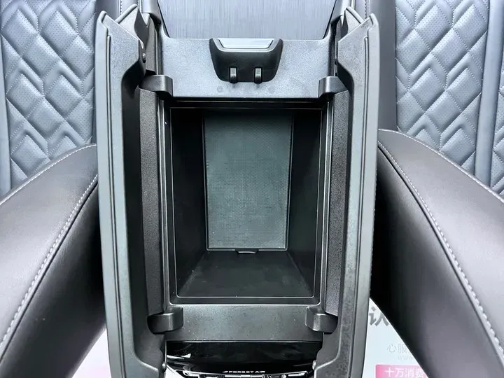 2022 ChangAn UNI-K iDD 1.5T 170HP L4 6TCT PHEV 30.74KWH,autocango,china used car exporter,china ev exporter,chinese used car exporter,chinese used ev exporter