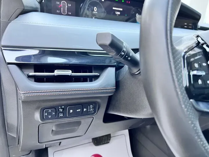 2022 ChangAn UNI-K iDD 1.5T 170HP L4 6TCT PHEV 30.74KWH,autocango,china used car exporter,china ev exporter,chinese used car exporter,chinese used ev exporter