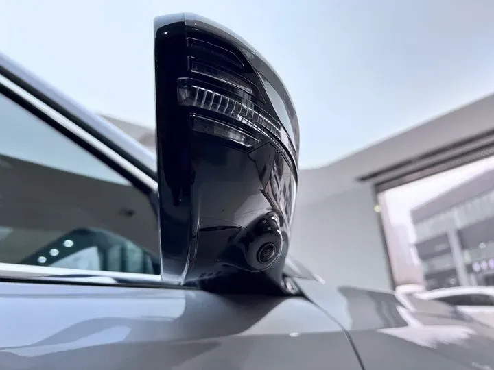 2022 ChangAn UNI-K iDD 1.5T 170HP L4 6TCT PHEV 30.74KWH,autocango,china used car exporter,china ev exporter,chinese used car exporter,chinese used ev exporter