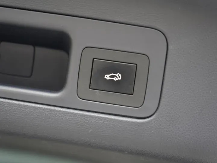 2020 GAC Trumpchi M8 2.0T 252HP L4 8AT,autocango,china used car exporter,china ev exporter,chinese used car exporter,chinese used ev exporter