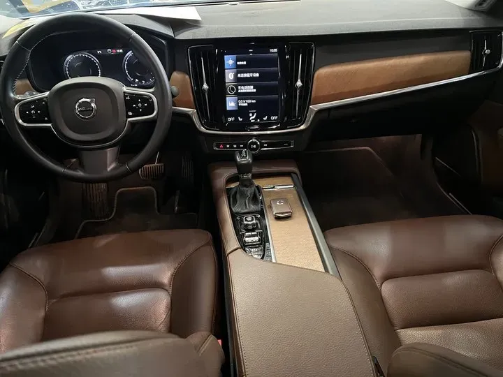 2018 Volvo S90 2.0T 254HP L4 8AT,autocango,china used car exporter,china ev exporter,chinese used car exporter,chinese used ev exporter