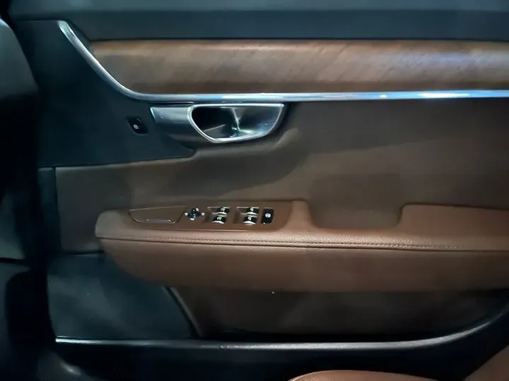 2018 Volvo S90 2.0T 254HP L4 8AT,autocango,china used car exporter,china ev exporter,chinese used car exporter,chinese used ev exporter