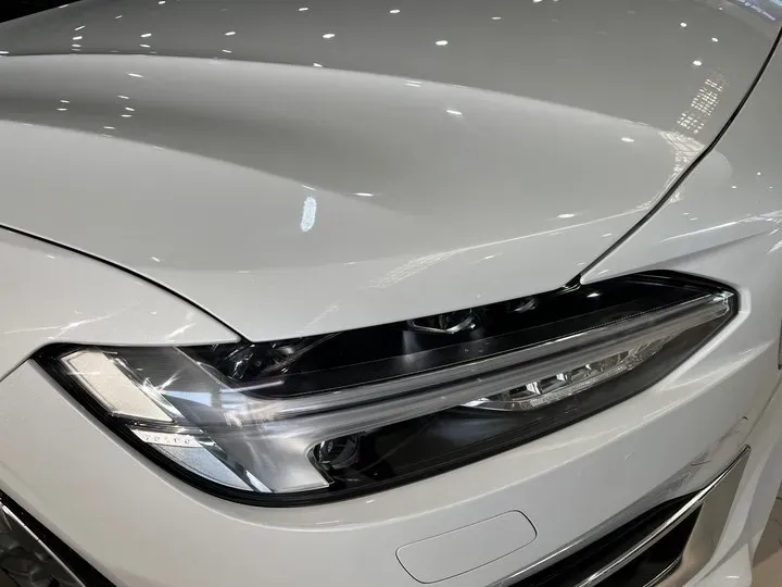 2018 Volvo S90 2.0T 254HP L4 8AT,autocango,china used car exporter,china ev exporter,chinese used car exporter,chinese used ev exporter