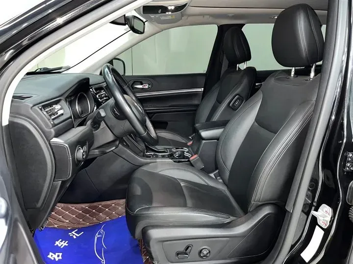 2018 Jeep Commander 2.0T 234HP L4 9AT,autocango,china used car exporter,china ev exporter,chinese used car exporter,chinese used ev exporter