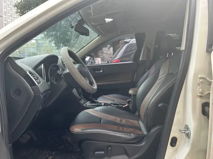 2015 GAC Trumpchi GS5 Super 1.8T 177HP L4 7DCT,autocango,china used car exporter,china ev exporter,chinese used car exporter,chinese used ev exporter